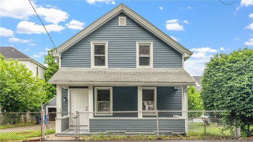 63 Prospect St, Manville, RI, 02838-1034 | Card Image