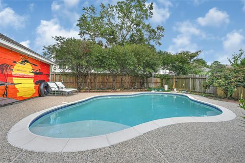 17410 Pikes Peek Ct, Tomball, TX, 77377-8142 | Card Image