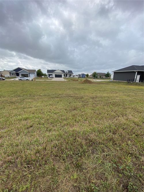 360 Linden St, Alburnett, IA, 52202-7603 | Card Image