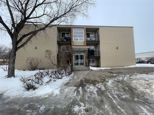 5-2620 5th Ave N, Regina, SK, S4R5E5 | Card Image