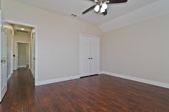 One Of 3 Upstairs Guest Bedrooms. | Image 31
