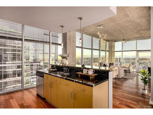 2117-1700 Bassett St, Denver, CO, 80202-1946 | Card Image