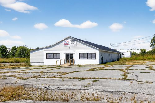 2019 Lexington Rd, Nicholasville, KY, 40356-9704 | Card Image