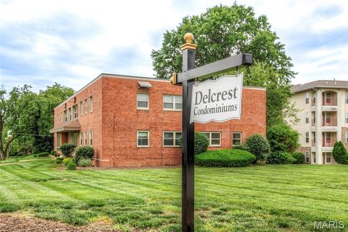 103-1 Delcrest Court, St Louis, MO, 63124 | Card Image