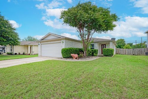 305 Creek Ledge Dr, Hutto, TX, 78634-5267 | Card Image