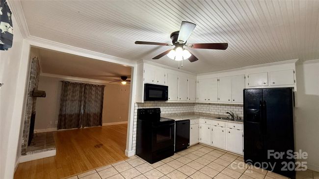 Kitchen looking at LR | Image 11