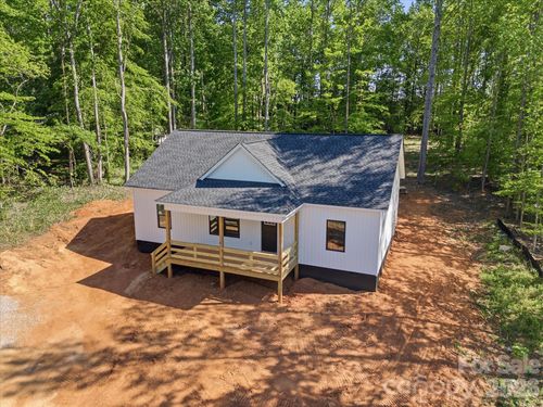 1416 Blackbird Dr, Clover, SC, 29710-8407 | Card Image