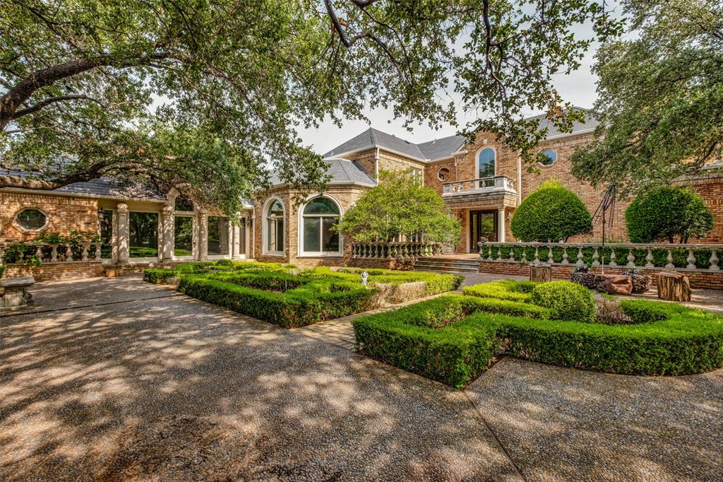Stonecourt Dr, Dallas, TX 75225