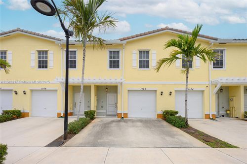 1106 Nw 40th Ter, Lauderhill, FL, 33313-6648 | Card Image