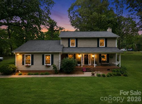 1496 Hardwood Cir, Newton, NC, 28658-8400 | Card Image