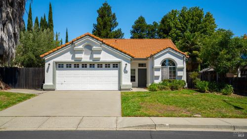 355 Sun Valley Way, Vacaville, CA, 95688-8523 | Card Image
