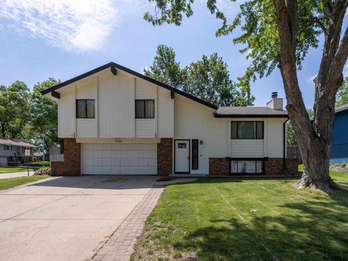 8733 Bayberry Road, La Vista, NE, 68128 | Card Image