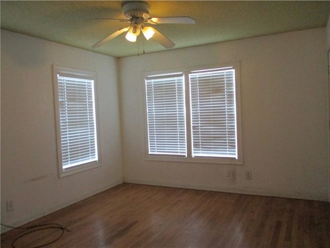 3530 Alameda St, Home with 2 bedrooms, 1 bathrooms and 2 parking in Corpus Christi TX | Image 7