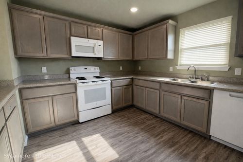 apt-103-800 Sycamore St, Commerce, TX, 75428-2835 | Card Image