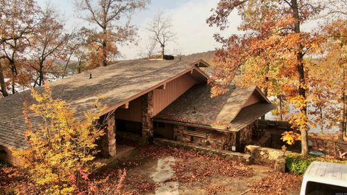 135 Iroquois Dr, Cherokee Village, AR, 72529-4226 | Card Image