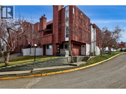 54-1435 Summit Dr, Kamloops, BC, V2E1S4 | Card Image