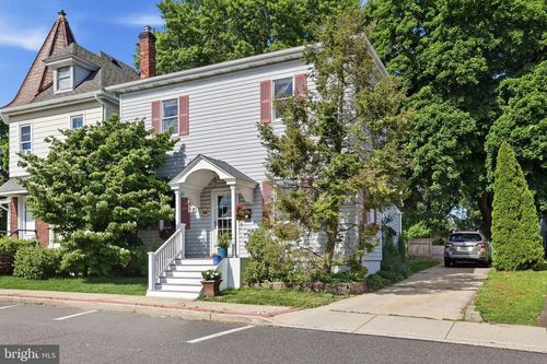 509 W Walnut St, PERKASIE, PA, 18944-1347 | Card Image