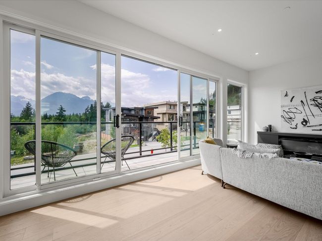 12-3385 Mamquam Road, House other with 5 bedrooms, 4 bathrooms and 4 parking in Squamish BC | Image 5