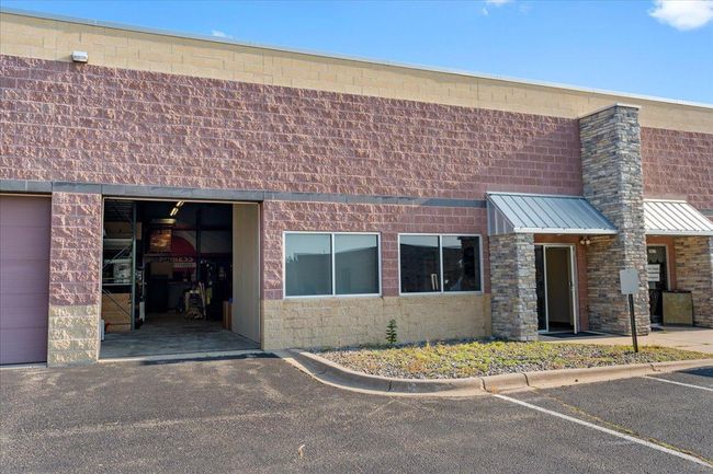 03-Front Entrance.jpg | Image 17