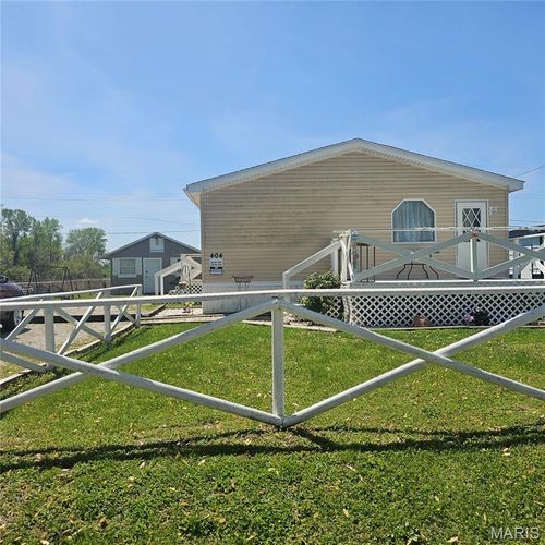 404 Garden St, Cahokia Heights, IL, 62206-1536 | Card Image