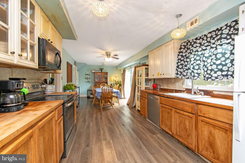 Residential in WILLINGBORO 4