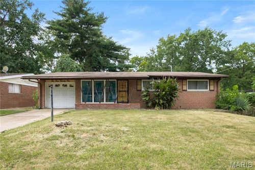10421 Monarch Dr, Saint Louis, MO, 63136-5611 | Card Image