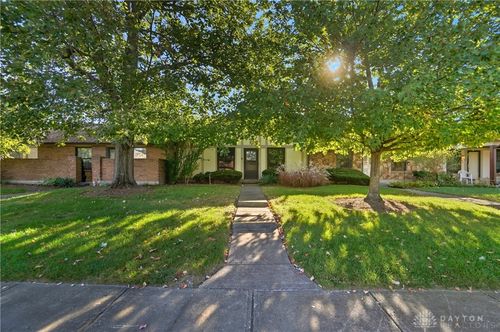 60-826 Pine Needles Dr, Dayton, OH, 45458-3391 | Card Image