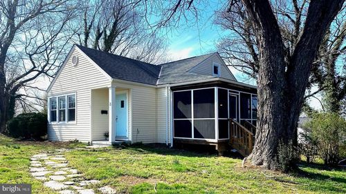 3 Fairfax Cir, FREDERICKSBURG, VA, 22405-2916 | Card Image