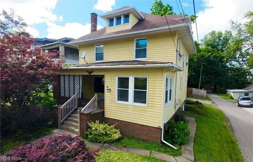 329 E Bowman St, Wooster, OH, 44691-3537 | Card Image