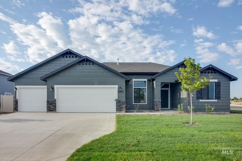 8286 E Cool River Loop, Nampa, ID, 83687-5626 | Card Image