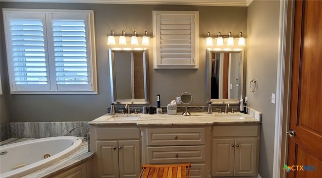 231 Coastal Spgs, House other with 3 bedrooms, 5 bathrooms and null parking in Port O Connor TX | Image 25