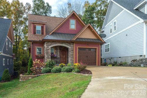 39 Tudor Way, Black Mountain, NC, 28711-0167 | Card Image