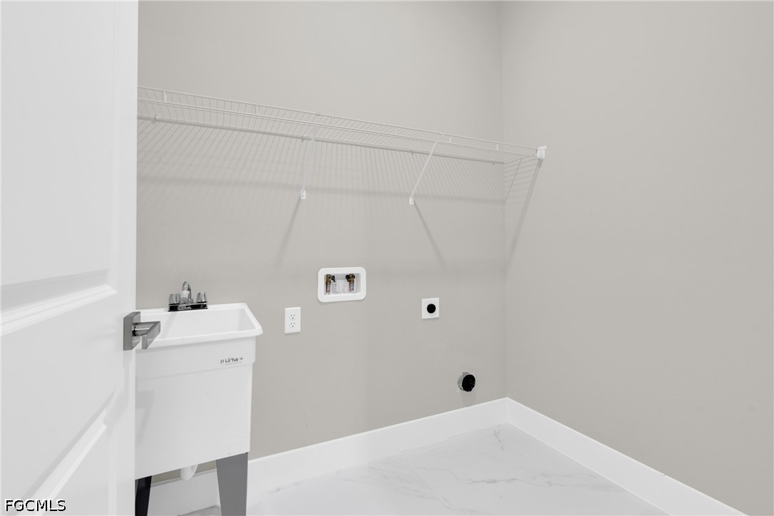 Residential Lease in Lehigh Acres