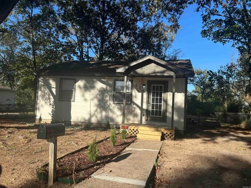 114 North Ave, Jacksonville, AR, 72076-6105 | Card Image