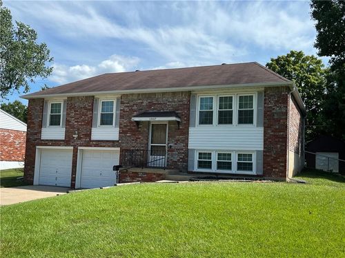 15007 E 41st Street, Independence, MO, 64055 | Card Image