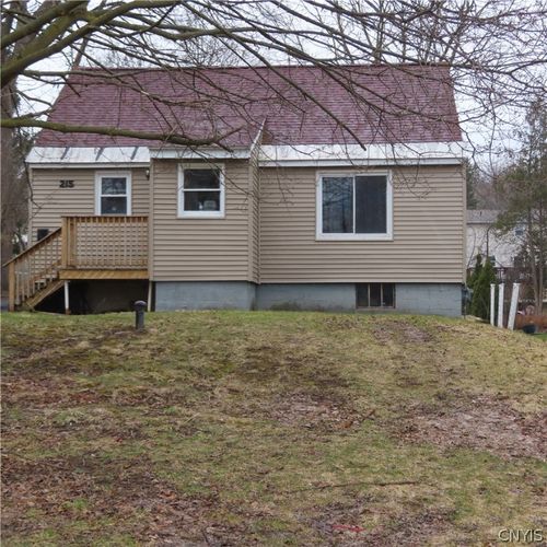 215 Mackay Ave, Syracuse, NY, 13219-1113 | Card Image