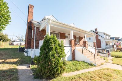 210 Westover Boulevard, House other with 4 bedrooms, 2 bathrooms and null parking in Lynchburg VA | Image 2