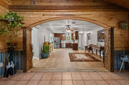 330 Hillcrest St, Lumberton, TX, 77657-9528 | Card Image