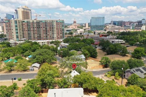 1001 Catalpa St, Austin, TX, 78702-1919 | Card Image