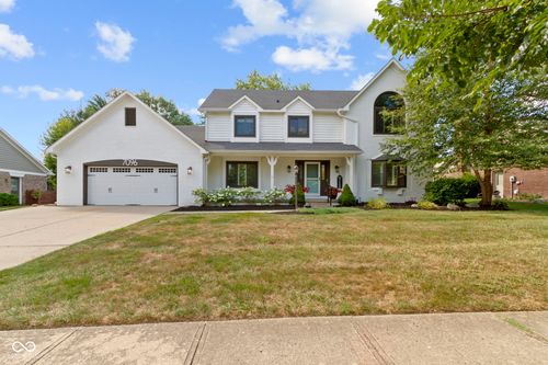 7096 Oakbay Dr, Noblesville, IN, 46062-9753 | Card Image