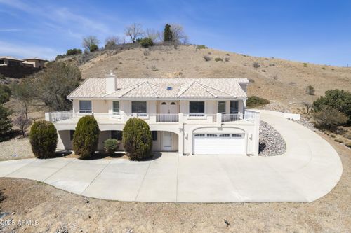 11430 E Manzanita Trl, Dewey, AZ, 86327-5511 | Card Image