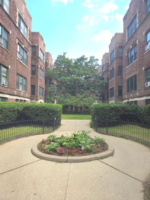 8-5551 S Kimbark Avenue, Chicago, IL, 60637 | Card Image