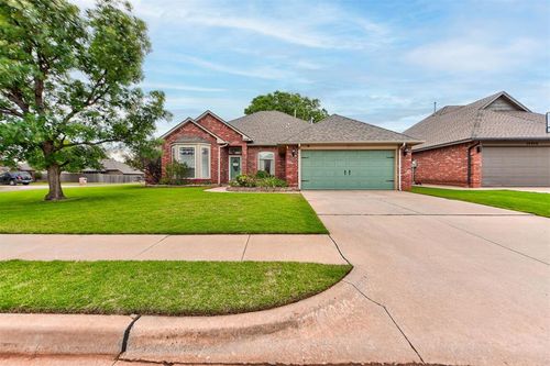 14020 Korbyn Drive, Yukon, OK, 73099 | Card Image