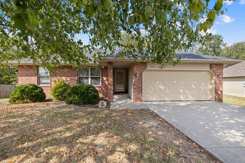 3253 E Colonial St, Republic, MO, 65738-7825 | Card Image
