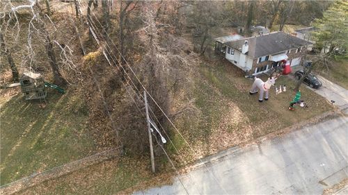 11239 E Smart Ave, Sugar Creek, MO, 64054-1536 | Card Image