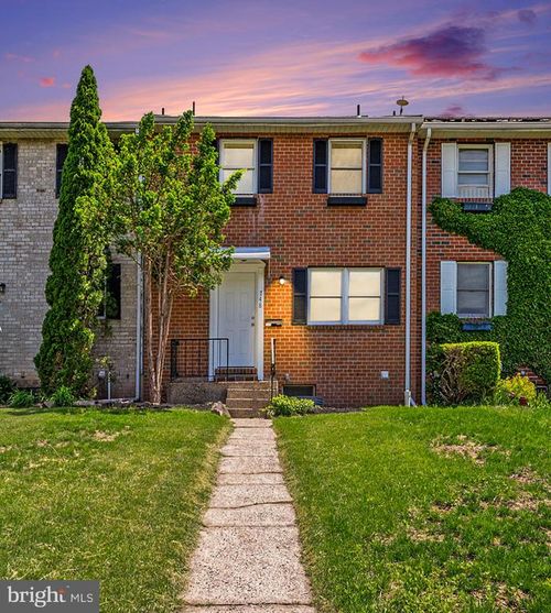 748 Jefferson St, RED HILL, PA, 18076-1306 | Card Image