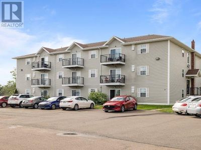 11 - 24 Waterview Hts, Condo with 2 bedrooms, 1 bathrooms and null parking in Charlottetown PE | Image 3