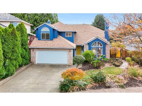12064 Se Grand Vista Dr, Clackamas, OR, 97015-9261 | Card Image