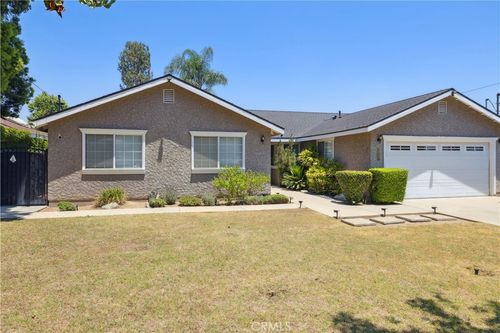 18627 Arminta St, Reseda, CA, 91335 | Card Image