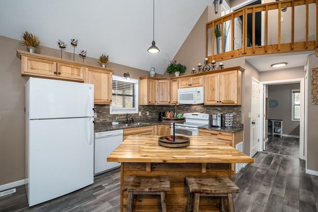 138 Autumn Ln, Home with 4 bedrooms, 3 bathrooms and null parking in Blairsville GA | Image 18